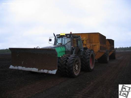 Valtra 8400 (160 hv)
traktoreista letkein ajettava
