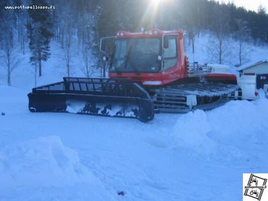 Pisten Bully 300
Leviltä
Avainsanat: Tamppari