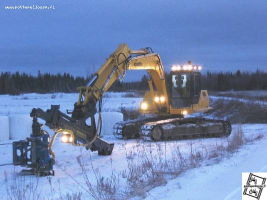 Komatsu PC180-lc5 & Moipu 400
