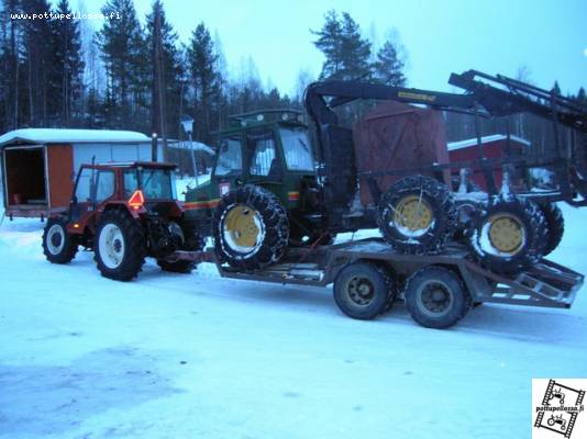 fiat f130 ja lokomo 909.
ensimmäistä kertaa vejettii lokomoo winnerillä.
