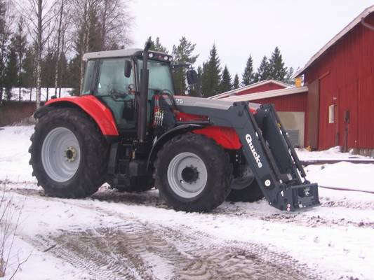 mf 7485 
Alku talvi 2006 ja massikka 7485
Avainsanat: 7485