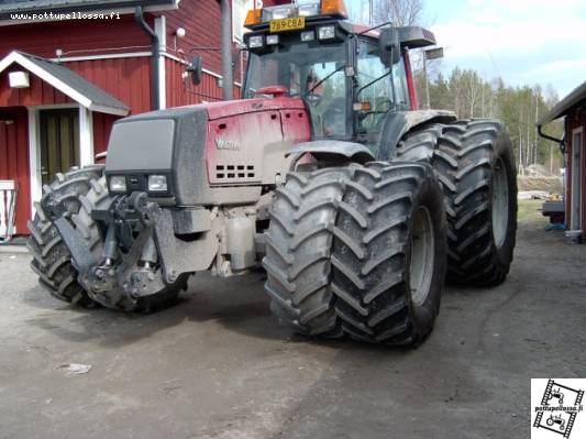 Valtra 8400 nevavarustus
lähdös nevalle..
Avainsanat: valtra 8400 nevavarustus