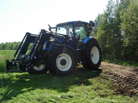 new holland tsa 130
niitoa uudella nyykkärillä
Avainsanat: new holland