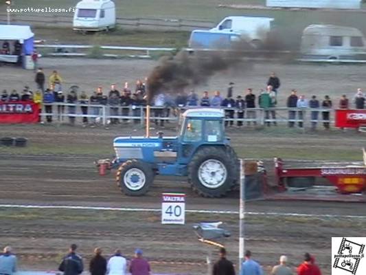 Ford TW-30
Kalajoen tractor pulling SM-osakilpailu farmi 8500kg
