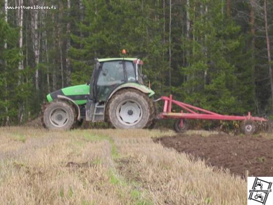 Deutz ja A-Faber- Kevytmuokkari
Kevytmuokkausta
Avainsanat: Deutz Fahr A-Faber Kevytmuokkari