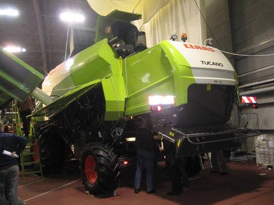 Claas Tucano
settii kone foorumista
Avainsanat: kones