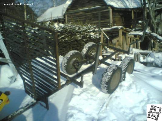 mänkijän kärri mallia (luttinen)
Avainsanat: luttinen