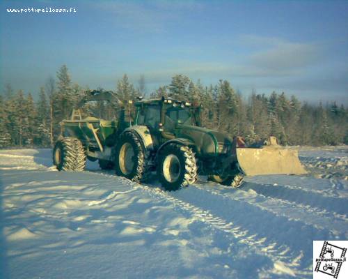 Kalakkia
T190 -06 ja kalakkikärry
Avainsanat: t190