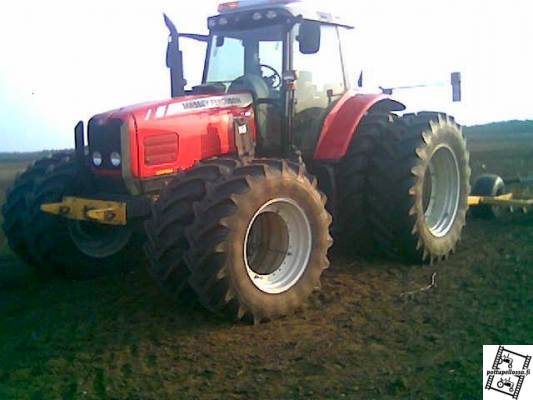 massey-ferguson 6490
ja kääntäjä... sopivan kokoinen kääntö traktori
Avainsanat: massikka