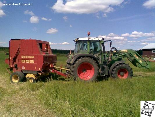 Paalaus yhdistelmä
Fendt 412 Vario ja New Holland 658
Avainsanat: Fendt newholland