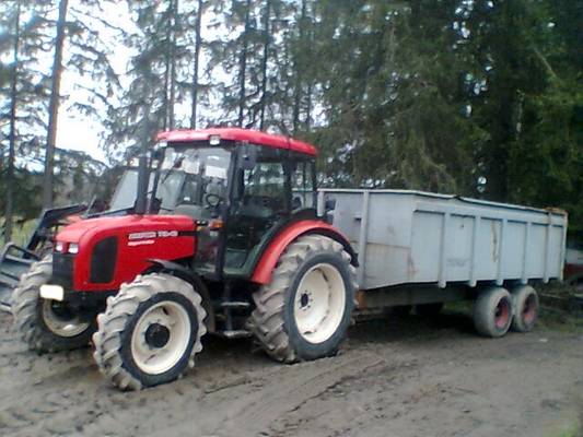 zetor 7341+ wekman
tollanen tuli ostettua ku halvalla sai(kyle zetkan pitäis pikkuhiljaa alkaa hyyttyyn) tilavuus: 140 hehtoo
Avainsanat: zetor wekman