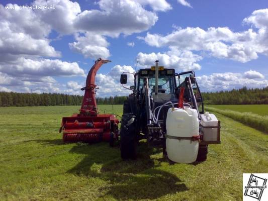 Valmet 6900 & JF 850
Rehuntekoa 2007
Avainsanat: Valmet JF