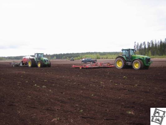 jontikat kylvöpuuhis
7920 & överum 6m ja 8430 (330hp) & väderstad 9m
Avainsanat: 8030