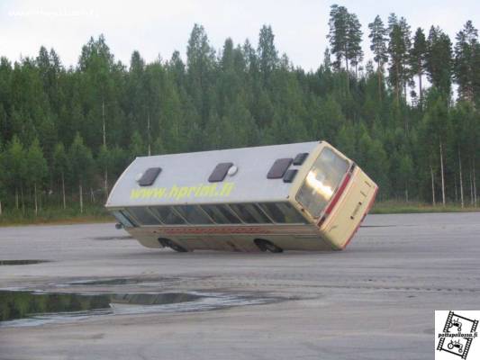 Linkku oikeessa asennossaan
Joutsassa Crazy Drivers
Avainsanat: linkku