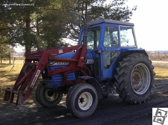 Leyland 262, älö pikavik 3030, vm.-79
Synchronoitu loota, kesällä tuloo ulkoista ja ehkä sisäistäkin ehostusta...
Avainsanat: Leyland leukku