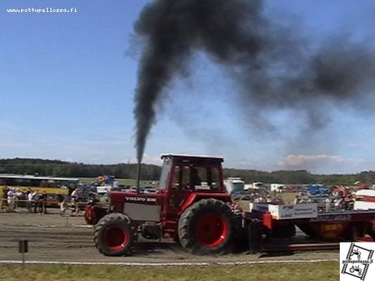 Volvo BM 2654
Piikkiön tractor pulling SM-osakilpailu ja farmi 8500kg
