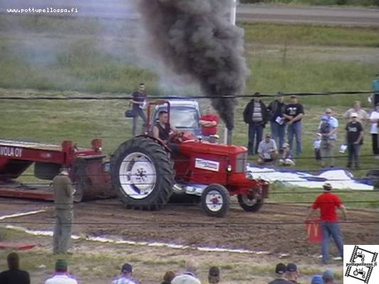 Nuffield 4
Haapajärven tractor pulling SM-osakilpailu ja farmi 2500kg
