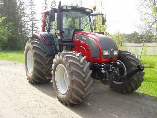 Valtra N141A
Avainsanat: valtra , 800/65R32 , N141