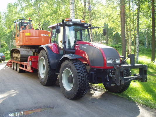 ValtraT170+JPM+Hitachi135 
Kesä yhdistelmä
Avainsanat: Valtra Hitachi