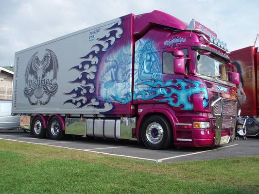 Scania R500
Ristimaan Dragon
Avainsanat: Scania R500