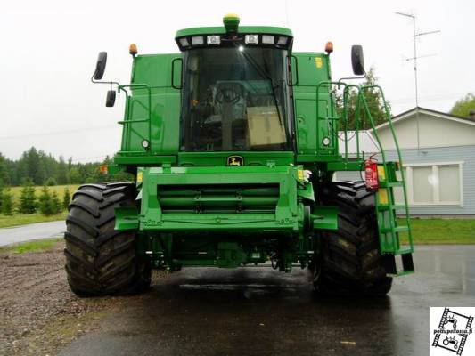 John Deere 9640i WTS
