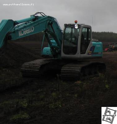 Kobelco SK170
Avainsanat: Kobelco SK170