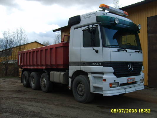 K Savolaisen MB 3248 Actros 
K Savolaisen MB 3248 Actros sora-auto.
Avainsanat: Savolainen MB 3248 Actros