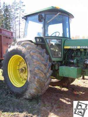 JD 4240
Jontikka sai uudet takatassut
Avainsanat: JD 4240