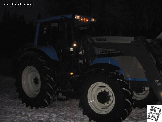 Valtra T139cH
Siinä olis vähän parkkivaloista kuvaaa
Avainsanat: Valtra T130cH