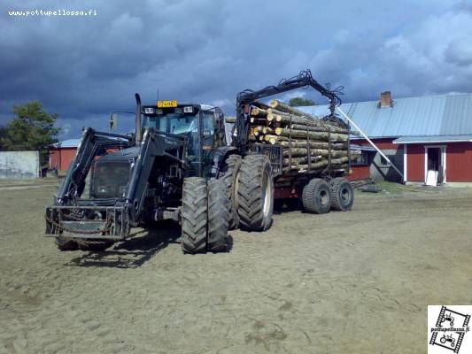 6900 & tempo
Polttopuuta kävin kuorman hakemassa ku oli jouto aikaa
Avainsanat: Tempo 6900 valmet tempo