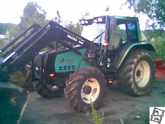 Valmet 6400
Valtteri hieman fiksattuna.Koetettu pitää rakentelu hyvänmaunrajoissa.
