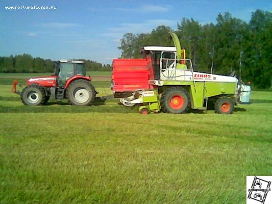 claas jaguar 682 ja mf 6480
rehun tekua
Avainsanat: claas jaguar 682 mf 6480