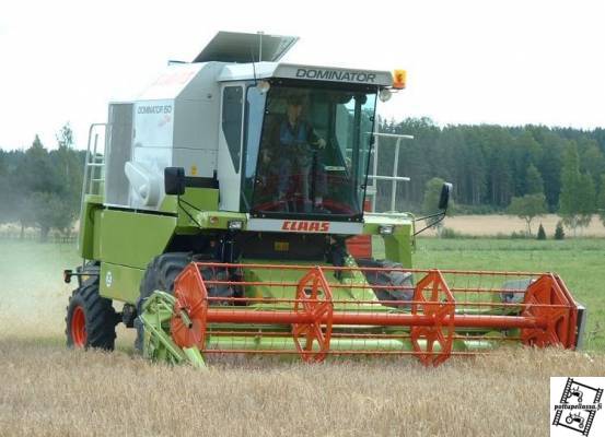 Claas Dominator 150
Hydro Drive, pöytä C420
