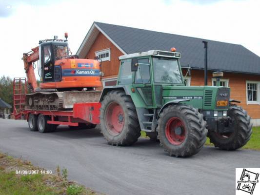 fendt ja fh 135
rakennuksilla touhuttu tommosilla vermeillä
