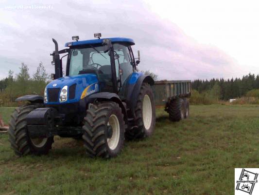 NewHolland  ts135A & Multiva
Pellon teokselta tulossa
Avainsanat: newholland