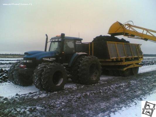 pt ajo New Holland 8560
Newe 8560 ja voimaa on REILUSTI!
Avainsanat: new holland