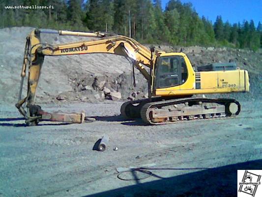 komatsu pc 340 ja rammeri
kiven pilikkomis yksikkä
Avainsanat: komatsu pc340