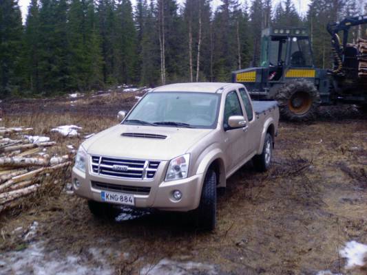 Isuzu D-MAX
nyt tuli uus kaara
Avainsanat: isuzu