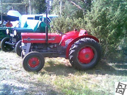 massey ferguson 135
kuvia weteraani päiviltä oulaisista -06
Avainsanat: masseu fergusson m-f 135