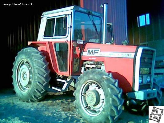 mf 590 turbo
turbo multipiwer massey vuodelta 1980. tuommosen hain 60km päästä valmetilla. eilen ajelin vappuajelut tuon kanssa tiellä, voi sitä vauhdin hurmaa (25km/h)
saattas olla myynnissäkin, kunhan teen huollon ja laitan etupään nivelet kuntoon. 
Avainsanat: mf 590