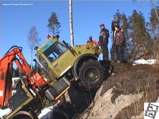 Kiva paikka
Unimog  4x4
Avainsanat: mog Unimog Off road