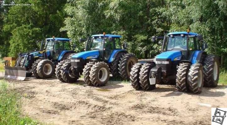 New Holland 120 RC kolme kappaletta
