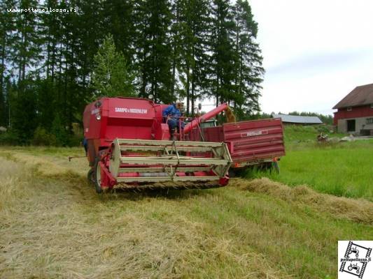 puintihommia
sampo 410 ja valtra 900
Avainsanat: sampo