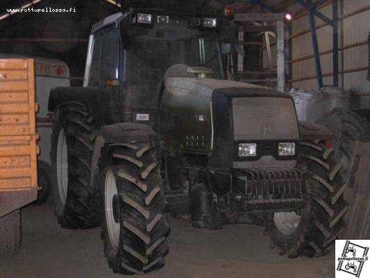 Valtra 8050
Avainsanat: 8050