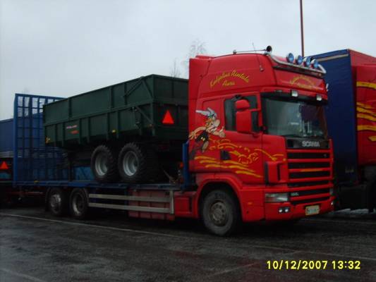 Kuljetus Rintalan Scania 144
Kosken Autokeskus Oy:n ajossa oleva Kuljetus Rintalan Scania 144.
Avainsanat: Rintala Scania 144 ABC Hirvaskangas Kosken Autokeskus Asterix