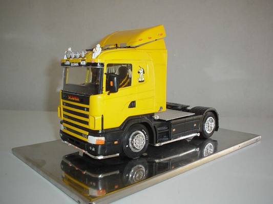 Scania 144
