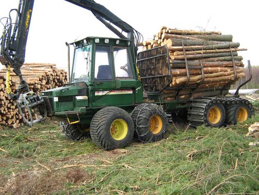 Timberjack 810 a
kolmemetrisen ajua
Avainsanat: timberjack raiskiot