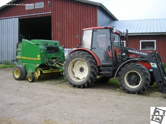 zetor 10540 ja jd 575
Avainsanat: zetor