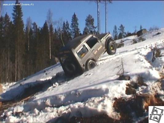 Suzuki
kampikipillä
