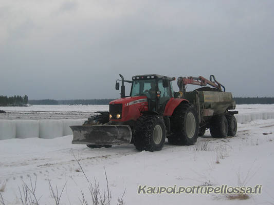 MF 7485, Amazone ja Patu 915
Teräskuonalastissa
Avainsanat: Massey Ferguson